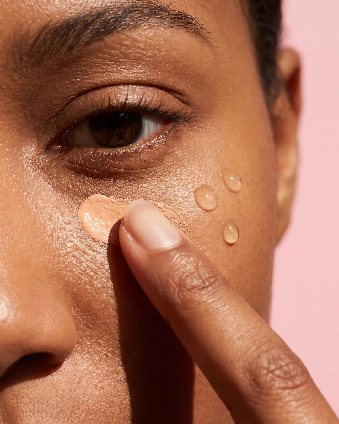 Secretito Correcting Concealer, texture close-up